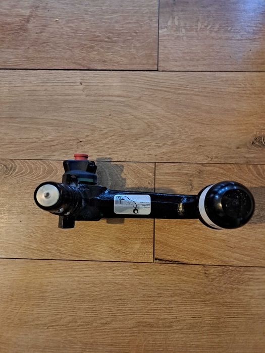 Cârlig remorcare original Volkswagen Passat