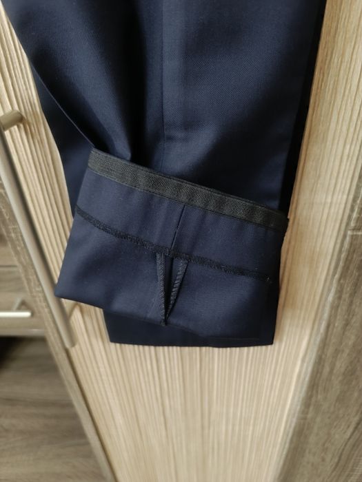 Новые школьные брюки на мальчика