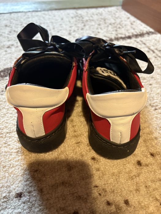 Продавам дамски обувки Galdini