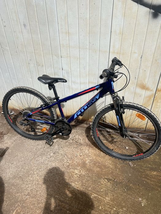 Bicicleta cross albastra