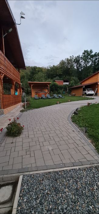 Cabană de închiriat la munte = Rimetea