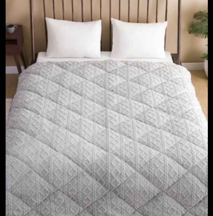 Одеяла нови  и кувертюри по 23€ от 79€