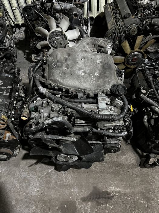 Двигатель мотор VQ35 инфинити FX35