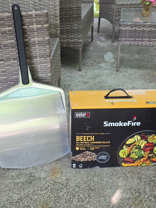 Фурна за пица Ooni Fyra 12 - на дървени пелети