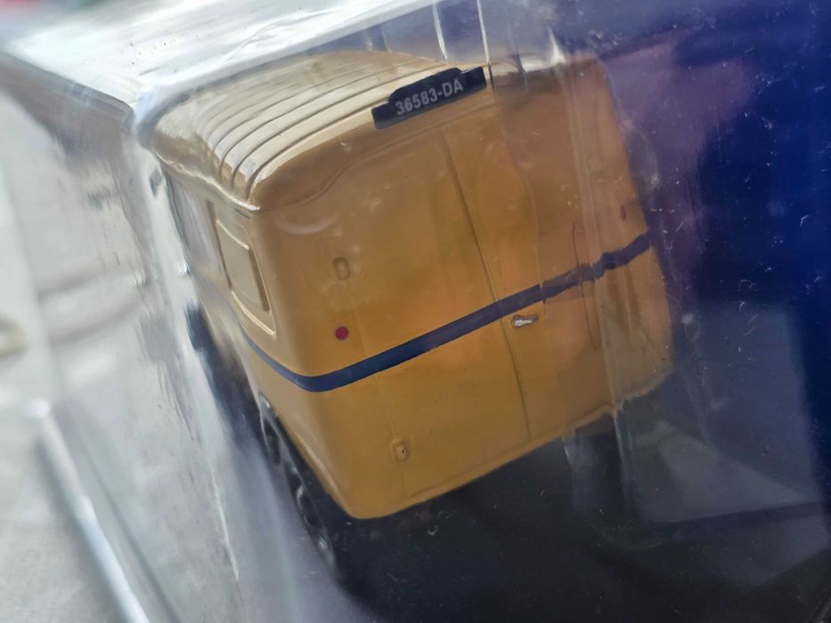 Macheta Auto 1/43 IXO Altaya Atlas Renault 1000 Kg 1963 Poste Fance