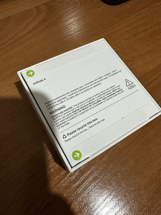 Airpods 4 Apple наушники