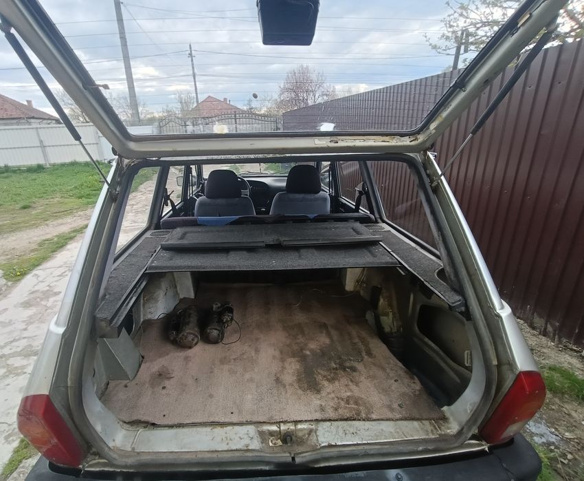 Vand / schimb Dacia 1310 break injectie negociabil