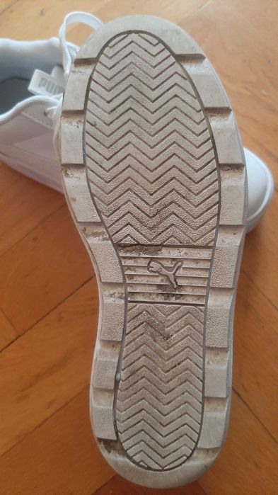 Adidasi Puma, ca noi