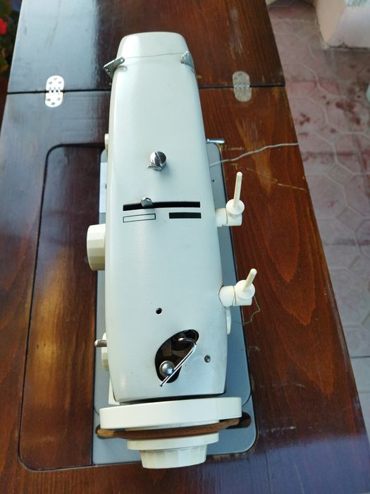 Швейная машина Веритас