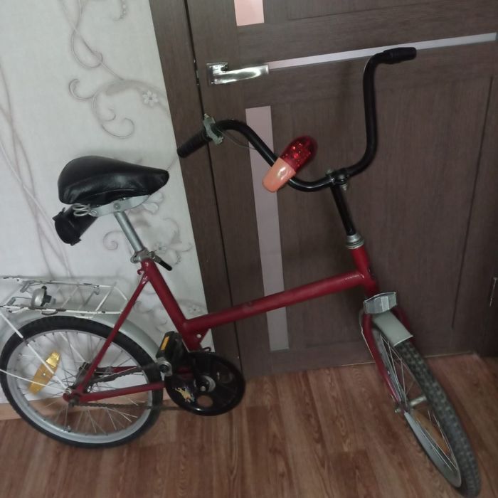 Стол раздвижной полированный