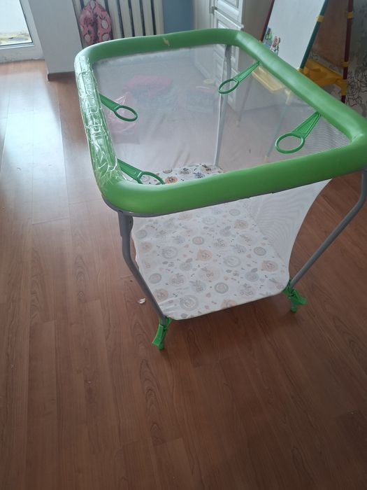 Продам детский манеж