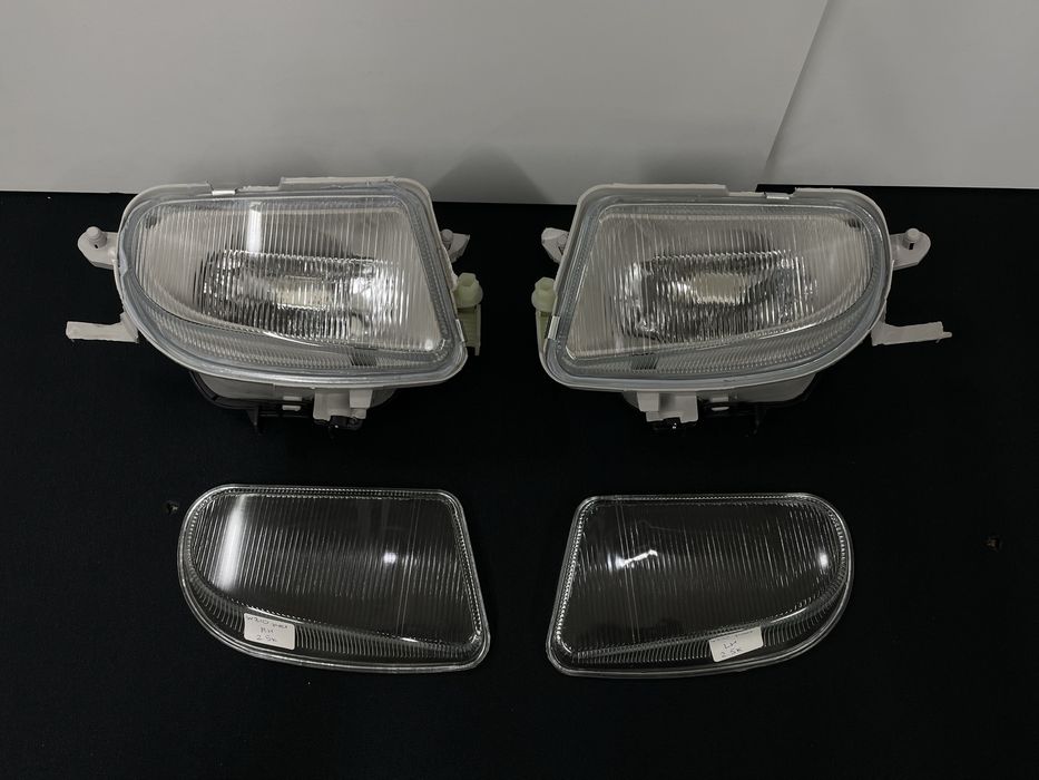 Стекло Туманок Мерседес W210 рест