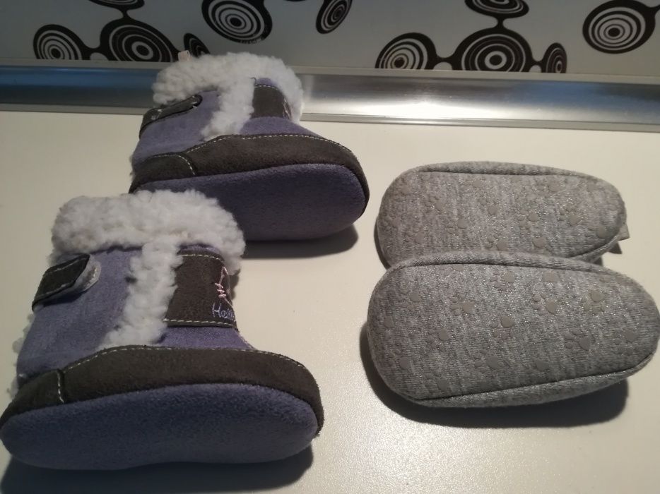 Бебешки обувки за момиче 0-6 месеца