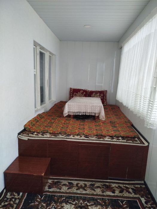 Uy sotiladi  uy sotiladi