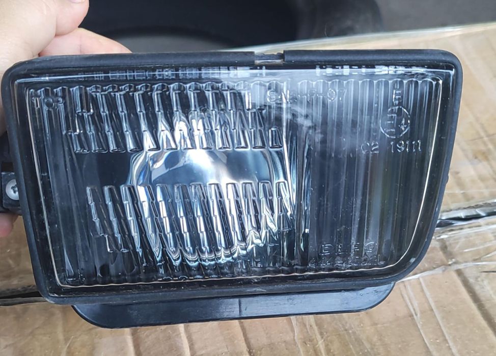 Противотуманка бмв е34