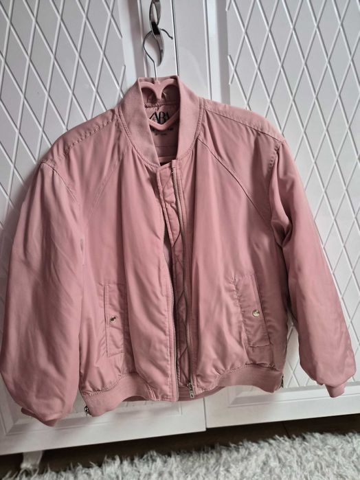Продавам детско яке ZARA
