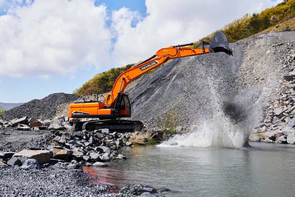 DEVELON (DOOSAN) DX225LCA-7M Экскаватор гусеничный