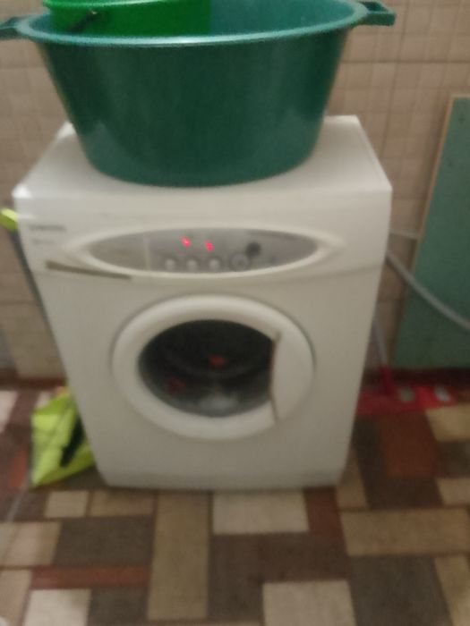 Продам.  Стиралка хороший состояние