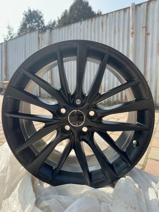 Продам диск с резиной 245/40/19