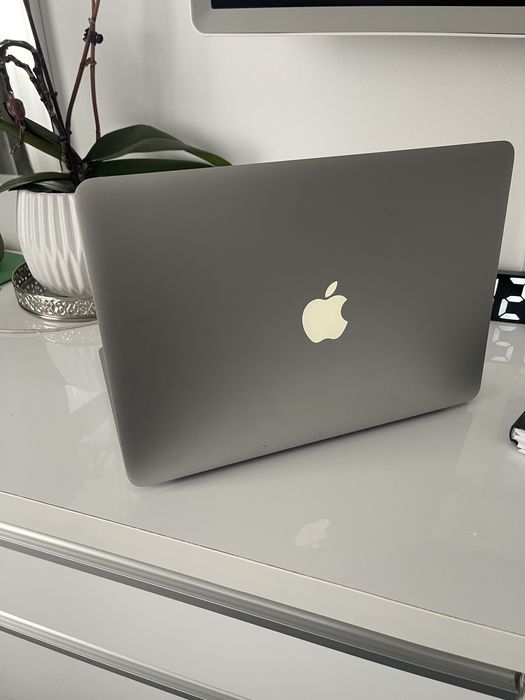 Laptop MacBook Air i5, 256GB SSD