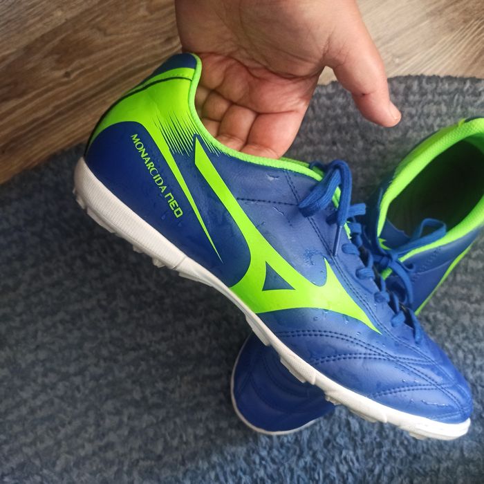 Футболни обувки monarcida neo 42 номер