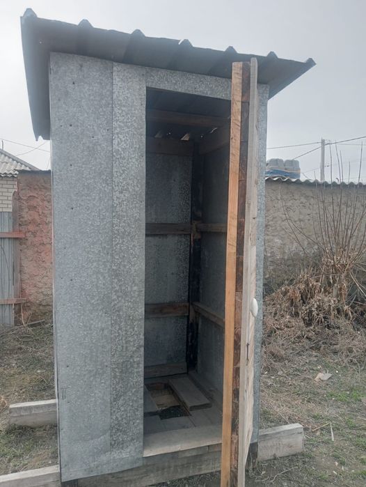 Продам новый уличный туалет