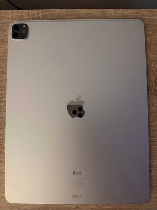 iPad Pro 12.9" M1 (Gen 5) 128GB Wi-Fi Space Gray - Stare impecabilă