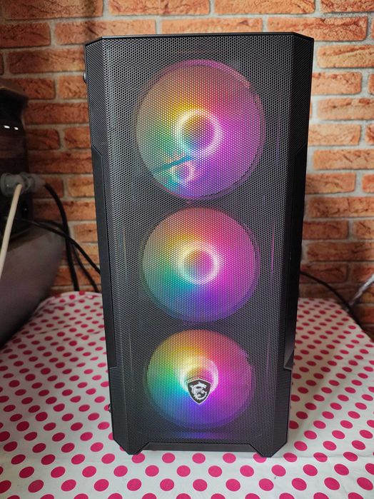 Carcasa PC Matx MSI MAG Forge M100A Black.