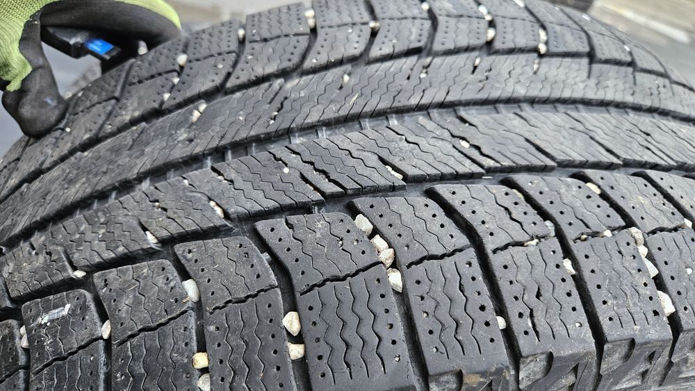 4бр гуми 235 55 18 мишелин