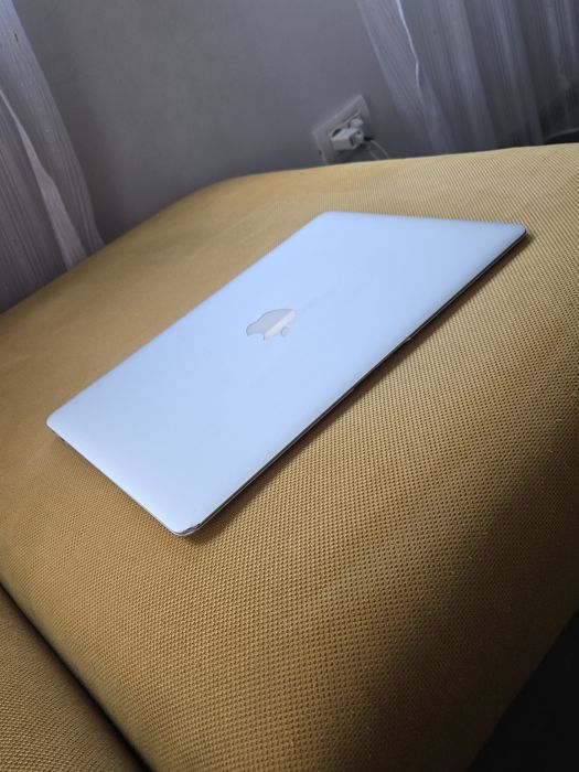 Macbook air 2017, 8gb ram ddr3, 128gb stocare