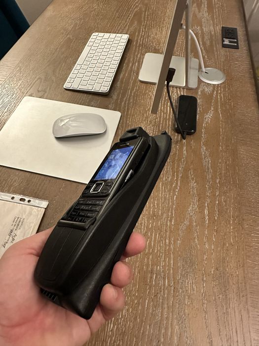 Adaptor snap-in BMW pentru nokia 6300.