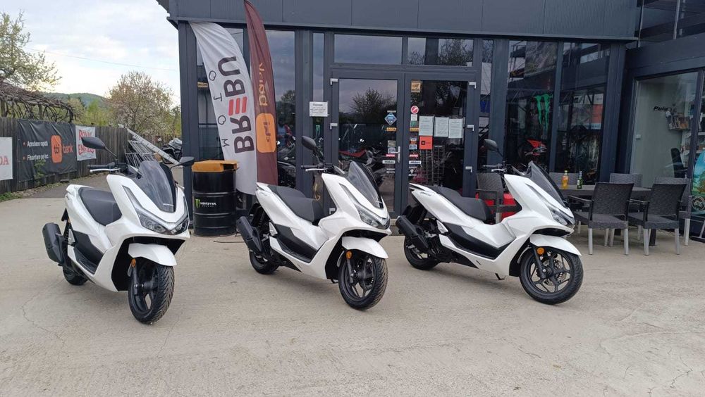 Honda PCX 125  nou-se conduce cu B - livrare stoc EST BIKE