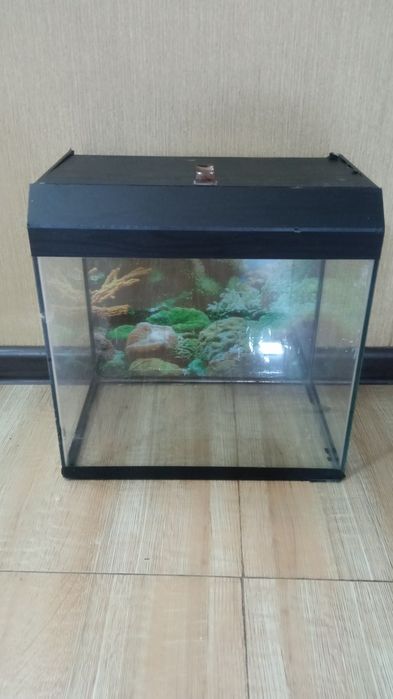 Продам аквариум 15лит.