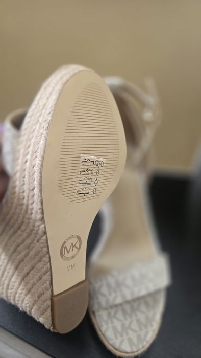 Босоножки, танкетки Michael Kors, Massimo dutti