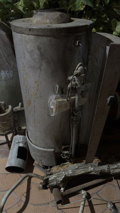 Продам котель для отопления российский в хорошем состоянии