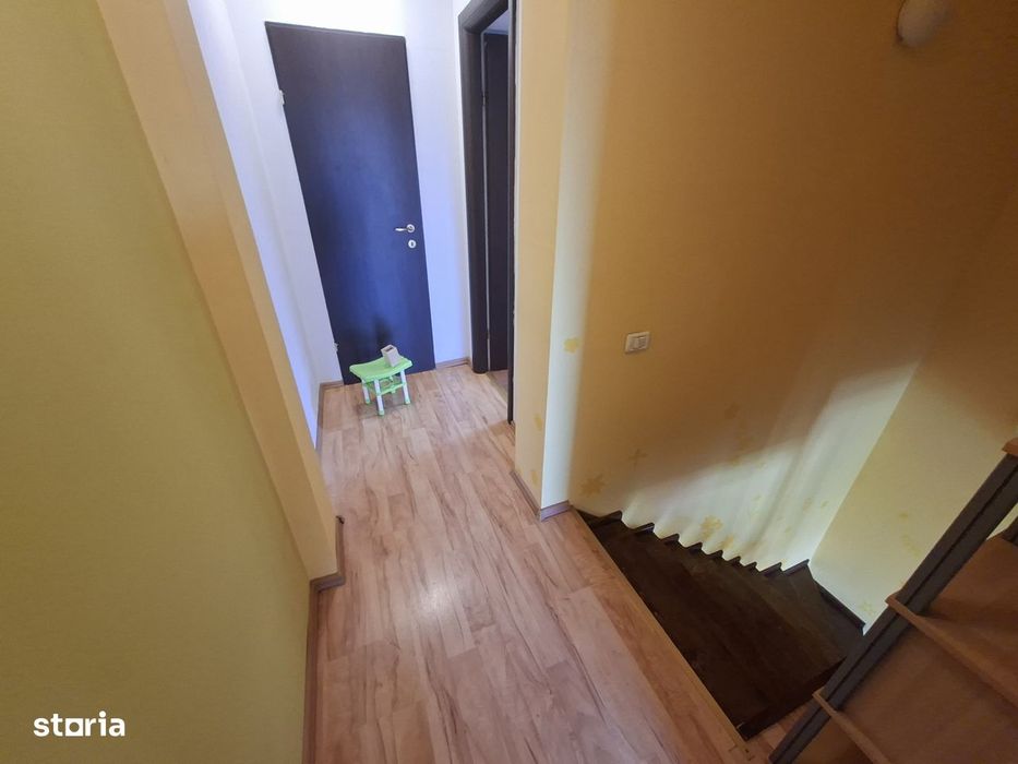 De inchiriat apartament tip mansarda Centrul Civic