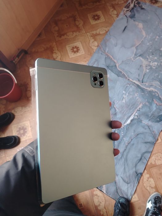 Продам планшет новый