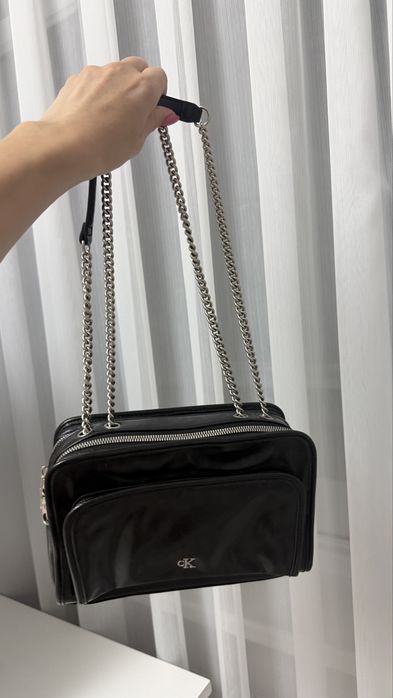Продается сумка Calvin Klein