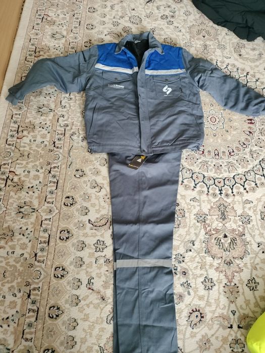 Продам спец одежду