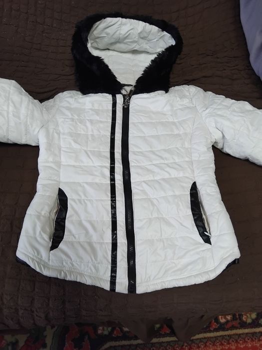 Продам куртки  дешевые