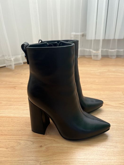 Обувь женская,полусапожки