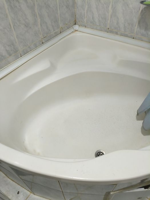 Ванна парус в хорошем состоянии и не шумная БУ.