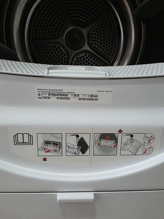 Сушилня с термопомпа Bosch Serie 4