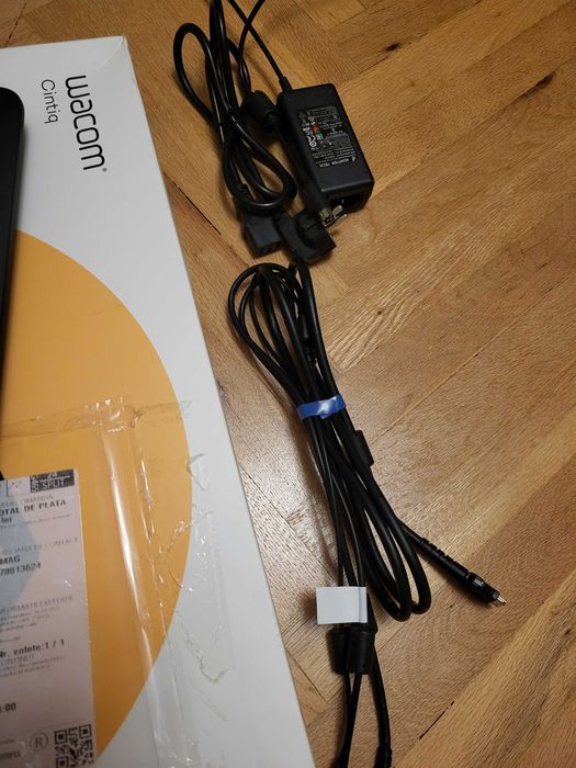 Графичен дисплай Wacom Cintiq 16