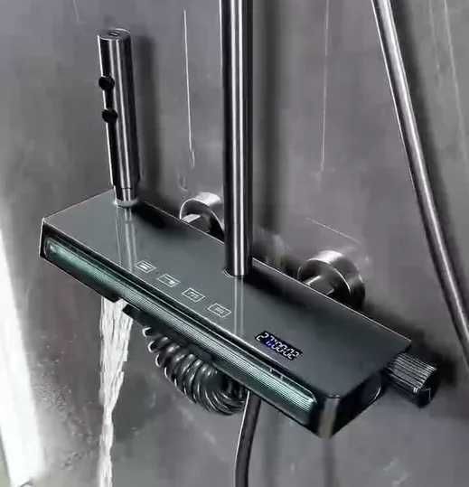 Модерен интелигентен душ с дисплей и динамична LED подсветка D54