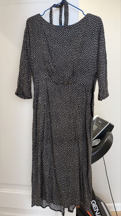 Платья каждая по 5000