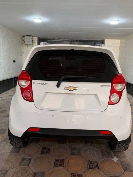 Chevrolet Spark 2017 | 79 000 km | Oq | Ideal holat