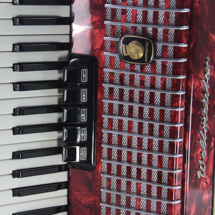 Acordeon Weltmeister Tocatta - 60 basi - Cutie de Transport- Amanet FRESH Galati