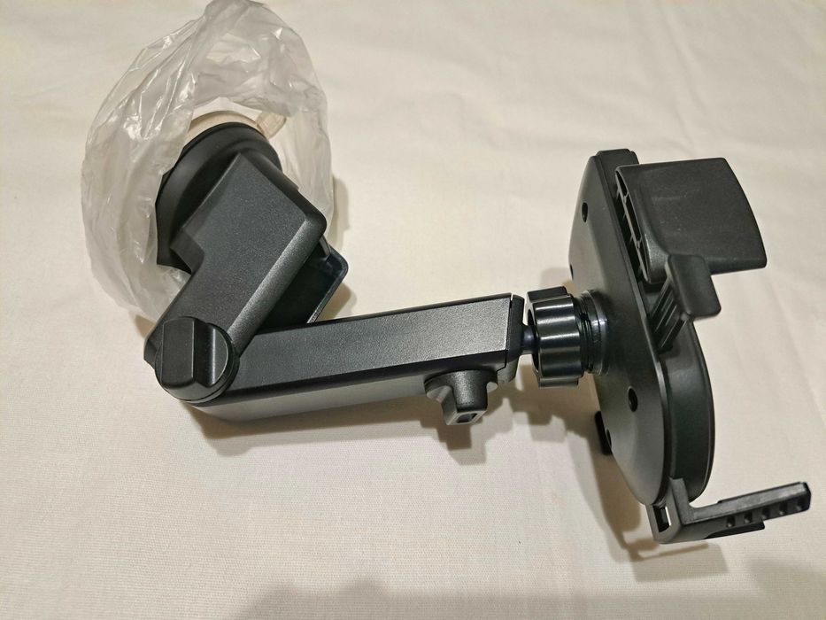 Телескопична стойка за телефон.