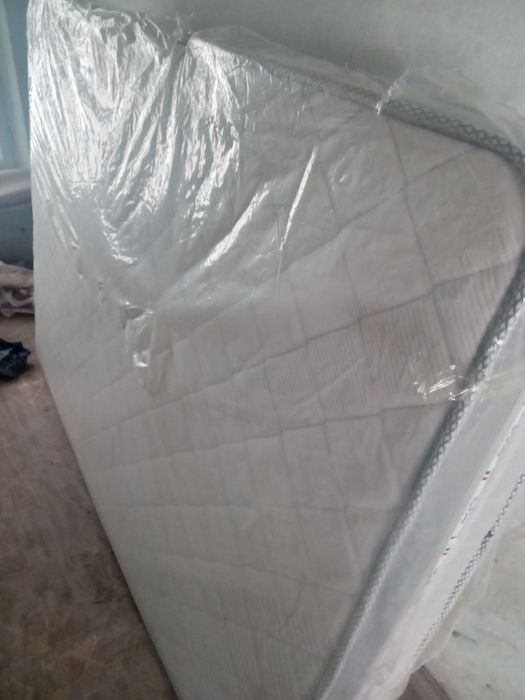 Matras sotiladi yengi